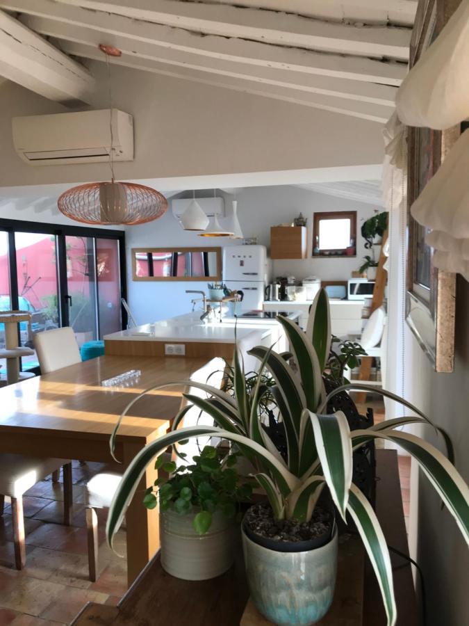Bed & Breakfast Les Hauts De Cagnes Vue Mer Et Montagne Apartment Bagian luar foto